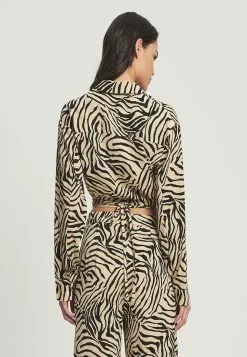 Calli Crop Wrap Shirt -Outlet Clothing Store calli 0099 3607926 3