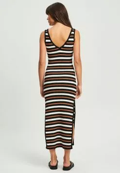 Calli Brianca Maxi Dress -Outlet Clothing Store calli 0206 5338936 3