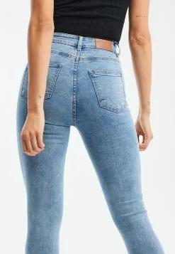 Calli Henne Skinny Jeans -Outlet Clothing Store calli 0684 5610016 4