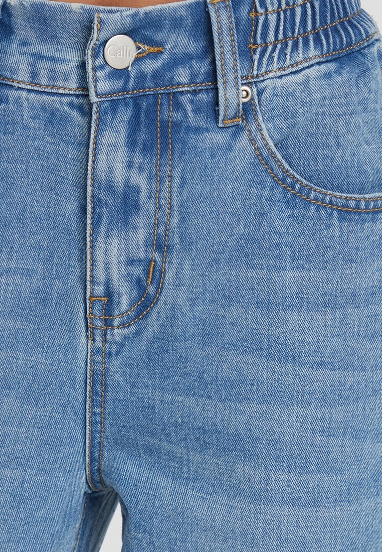 Calli Hudson Mom Jeans 8 Calli Hudson Mom Jeans - Image 6