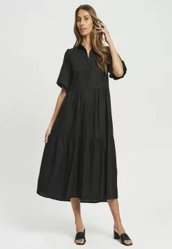 Calli Winia Midi Dress
