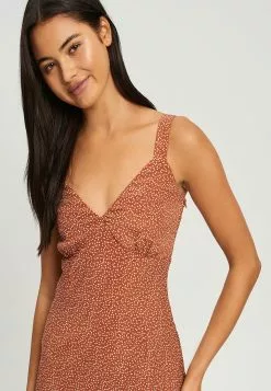Calli Lahana Slip Dress 11 Calli Lahana Slip Dress -Outlet Clothing Store calli 1119 1198326 4
