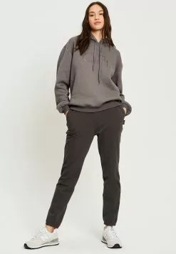 Calli Wellness Hoodie -Outlet Clothing Store calli 1782 1110985 4