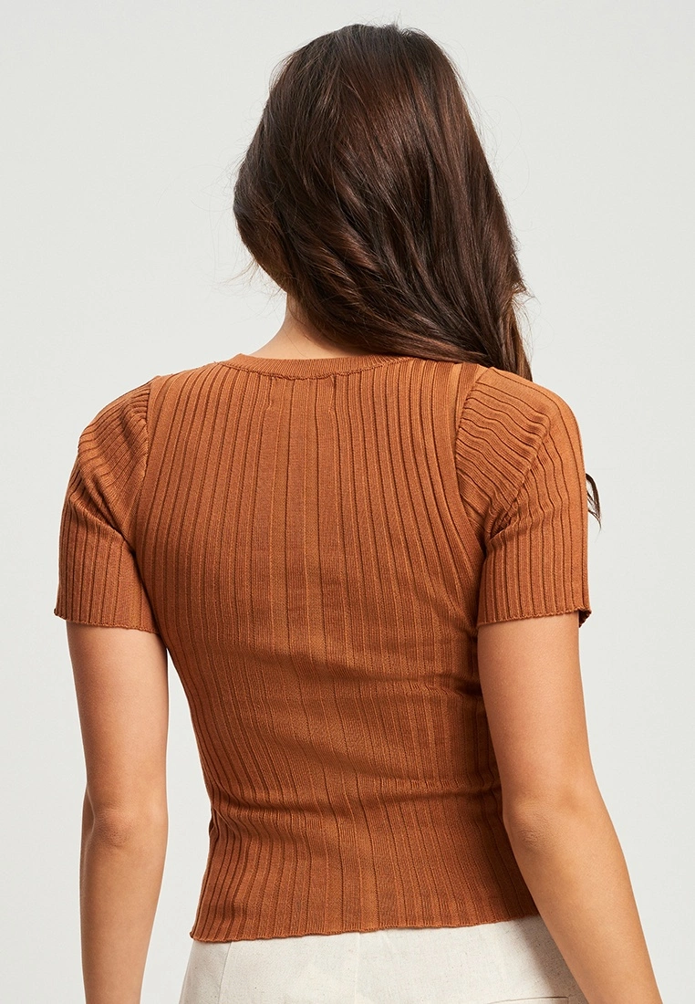 Calli Eden Knit Tee 5 Calli Eden Knit Tee - Image 3