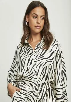 Calli Greta Shirt Dress -Outlet Clothing Store calli 3263 2072536 5