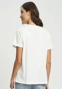 Calli Embroidered Tshirt 10 Calli Embroidered Tshirt -Outlet Clothing Store calli 3297 1782536 3