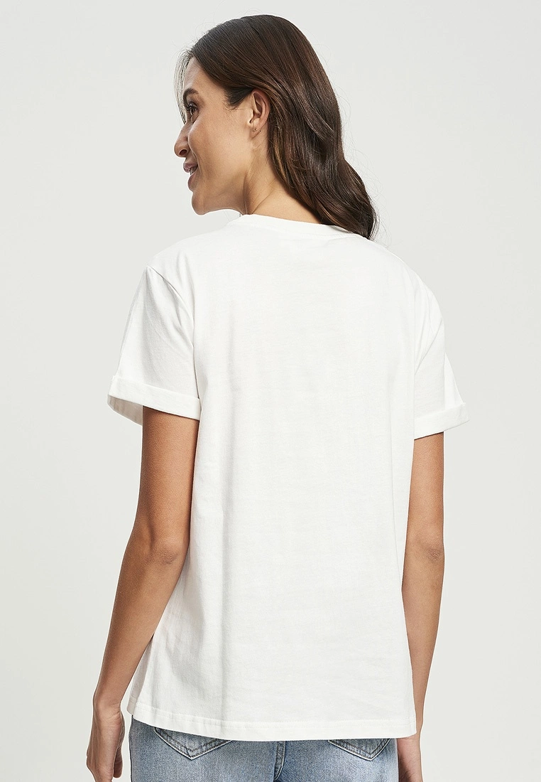 Calli Embroidered Tshirt 5 Calli Embroidered Tshirt - Image 3