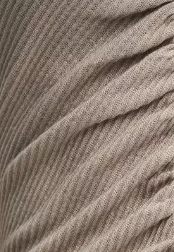 Calli Kourt Tee -Outlet Clothing Store calli 3299 8682536 6