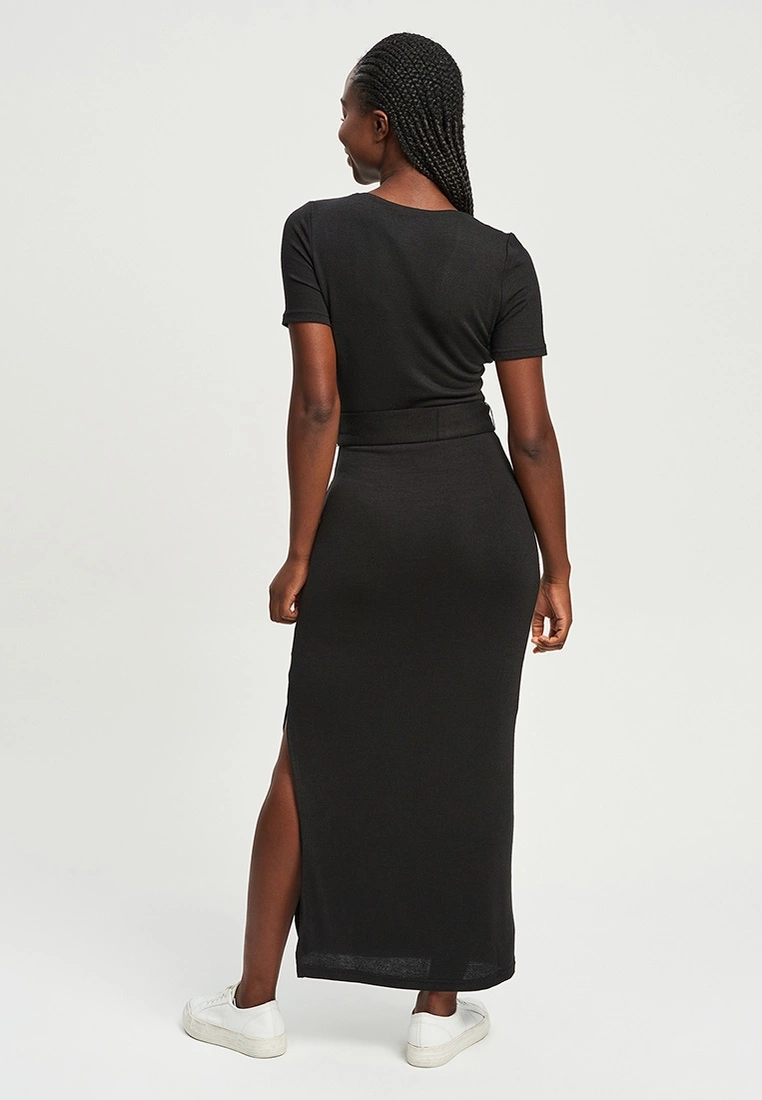 Calli Chantel Midi Dress 5 Calli Chantel Midi Dress - Image 3