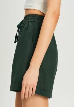 Calli Conscious Shorts 9 Calli Conscious Shorts -Outlet Clothing Store calli 3818 0172536 2