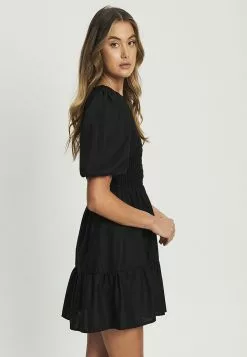 Outlet Clothing Store -Outlet Clothing Store calli 4181 3407926 2