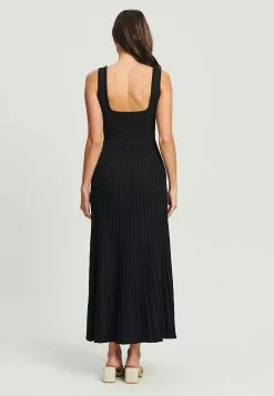 Calli Lani Knit Dress -Outlet Clothing Store calli 4812 3457936 3