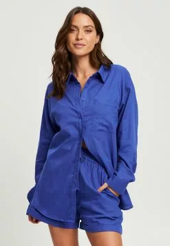 Calli Conscious Shirt