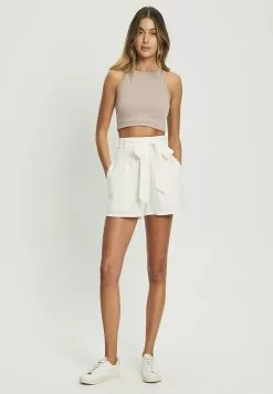 Calli Tuck Shorts -Outlet Clothing Store calli 4986 4439336 5