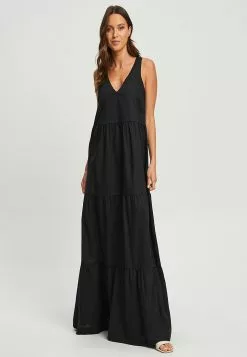 Calli Brunch Maxi Dress