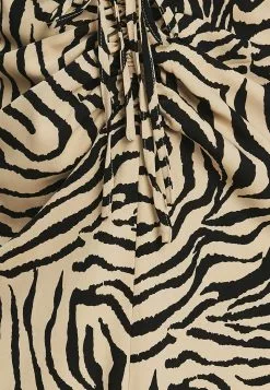 Calli Roni Midi Dress 13 Calli Roni Midi Dress -Outlet Clothing Store calli 6443 9862536 6