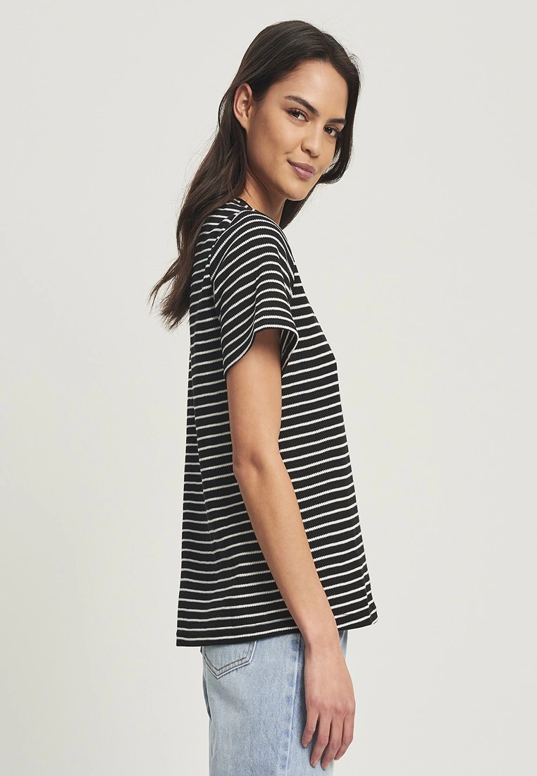 Calli Weekend Tee 4 Calli Weekend Tee - Image 2