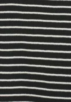 Calli Weekend Tee 13 Calli Weekend Tee -Outlet Clothing Store calli 7544 1589926 6