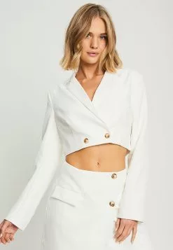 Calli Alana Crop Blazer
