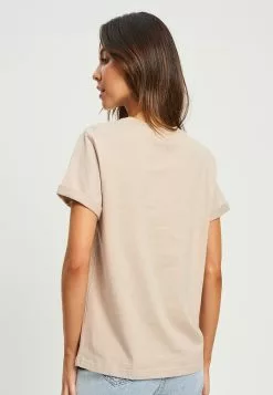 Calli C. Embroidered Tee 10 Calli C. Embroidered Tee -Outlet Clothing Store calli 9618 7068326 3